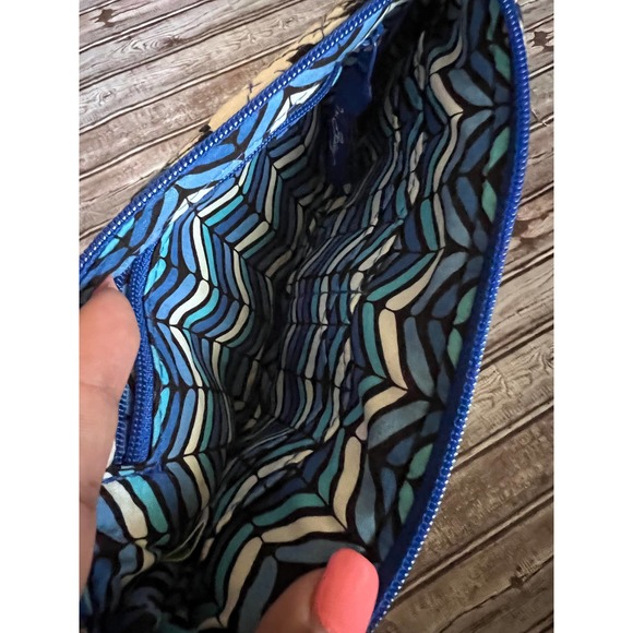 Vera Bradley Cosmetic bag - Picture 3 of 5
